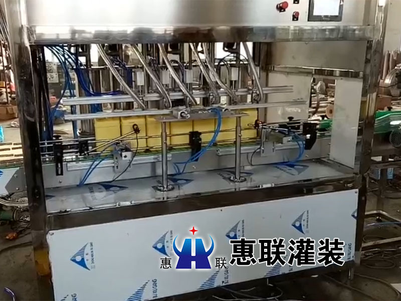 洗潔精灌裝機(jī)