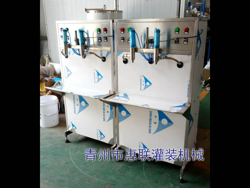 半自動活塞式粘稠液體灌裝機